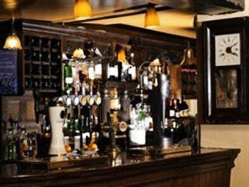 The Crown At Marnhull Hotel Sturminster Newton Exterior photo