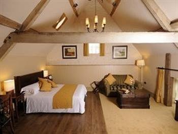 The Crown At Marnhull Hotel Sturminster Newton Exterior photo